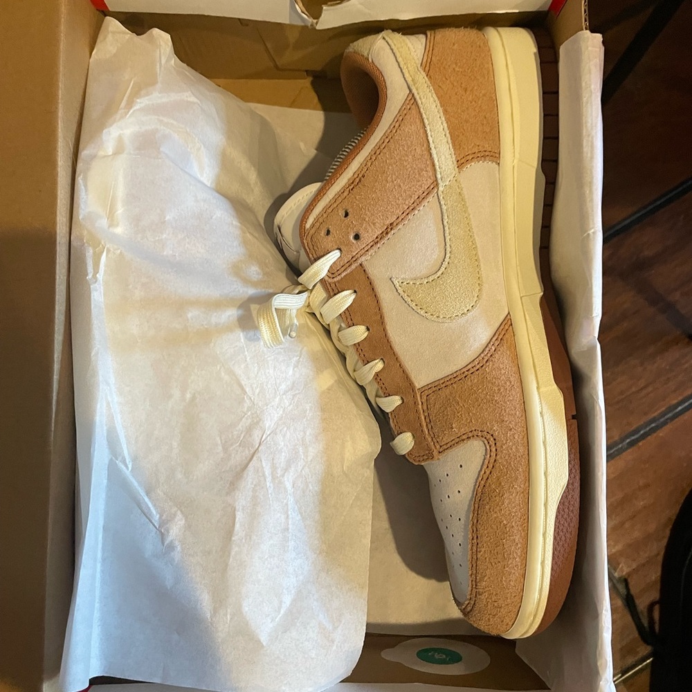 Nike Dunks Curry